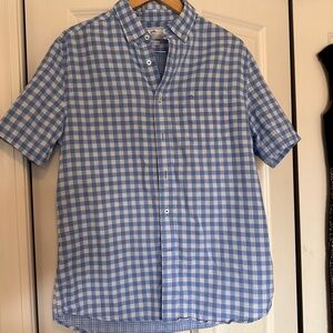 Southern Tide blue/white check button down short sleeve shirt. Medium.